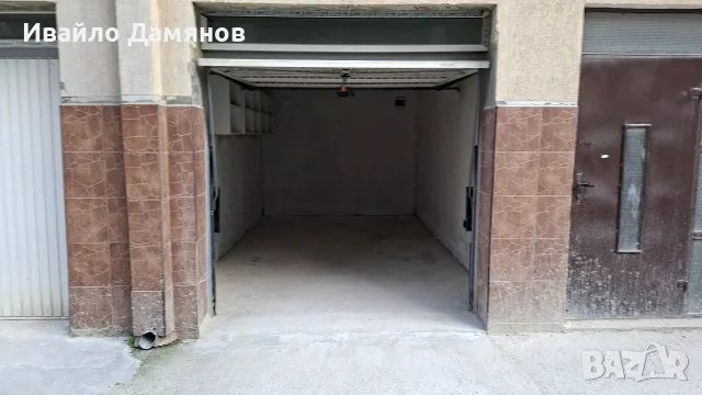 Гараж (склад) под наем м-ст Сотира до терапията, зад очна клиника Св Петка, снимка 4 - Гаражи и паркоместа - 56226382