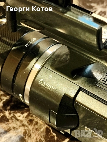 Видеокамера със сменяеми обективи Sony NEX-VG20E, снимка 5 - Камери - 52976036