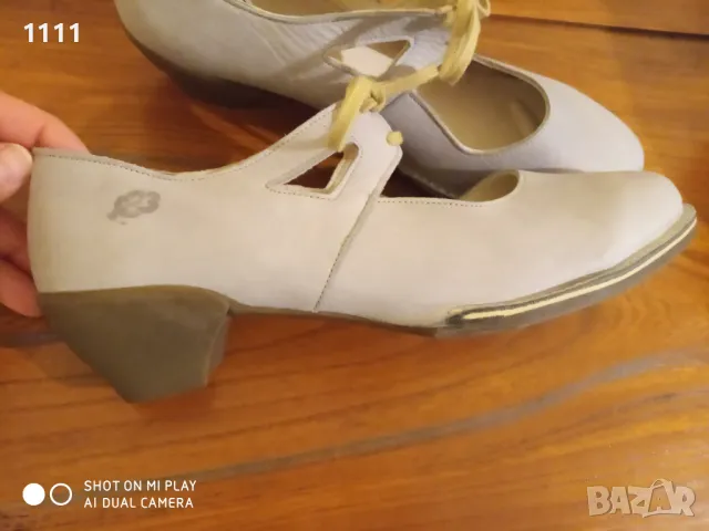 Нови обувки Loints Holland., снимка 1