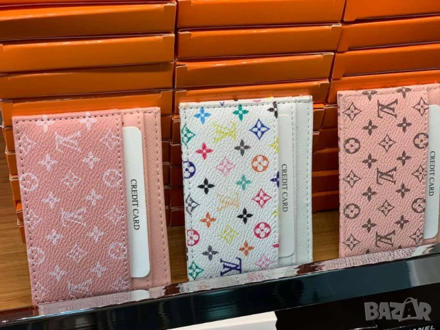 визитници calvin klein louis vuitton gucci chanel christian dior ysl saint laurent , снимка 13 - Портфейли, портмонета - 51005932