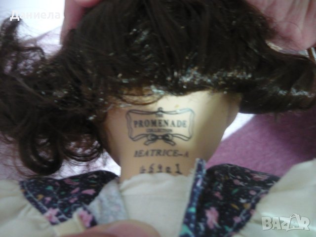 Колекционерска порцеланова кукла BEATRICE, снимка 3 - Колекции - 41243822