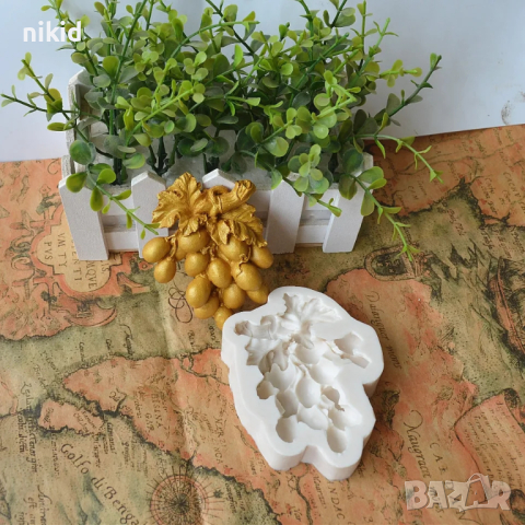 Голяма гроздова чепка грозде силиконов молд форма фондан шоколад гипс декор , снимка 2 - Форми - 44831349