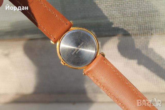 Дамски часовник ''Vendore'' 30 mm, снимка 3 - Антикварни и старинни предмети - 39699550
