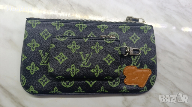 нов комплект мини чанта и портмоне Louis Vuitton , снимка 2 - Чанти - 51632326