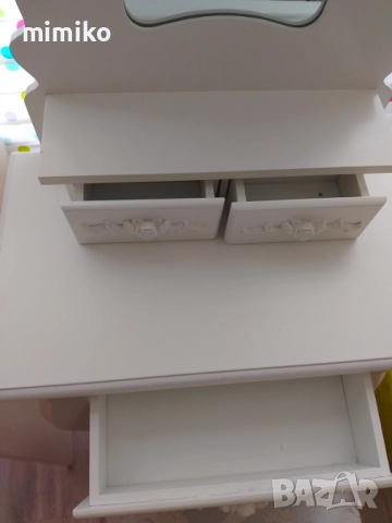 Дамска тоалетка , снимка 5 - Тоалетки - 51663476