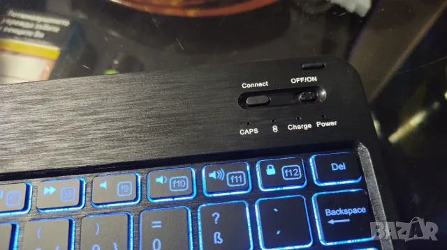 Bluetooth Клавиатура + Калъф, снимка 3 - Клавиатури и мишки - 47645433