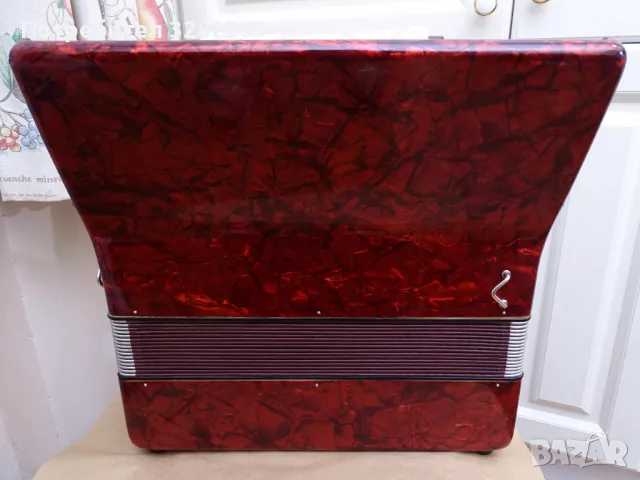 Акордеон Велтмайстер Гигантили 80 баса, снимка 10 - Акордеони - 48137211