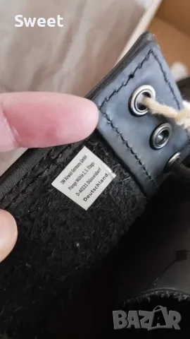 ЧИСТО НОВИ Кожени кубинки Dr. Martens 1460 (37 номер), снимка 5 - Дамски боти - 55884537