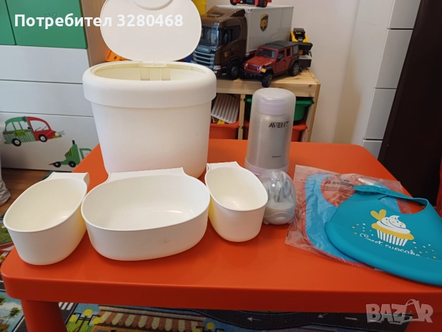 Лот от бебешки аксесоари и принадлежности