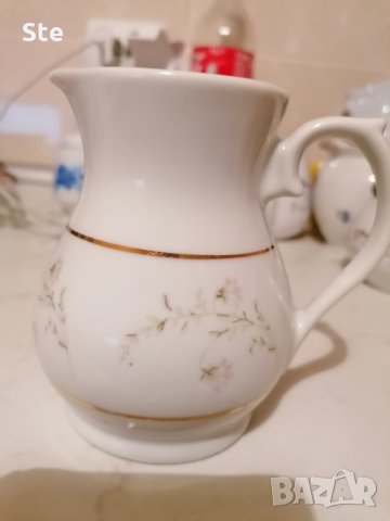 порцеланова каничка за мляко