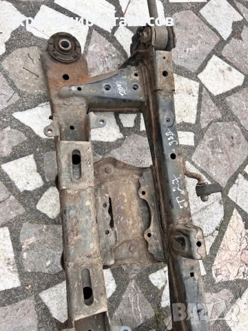 Заден мост за Тойота Авенсис T27 седан. Комби. 2009-2015г, снимка 3 - Части - 52889719