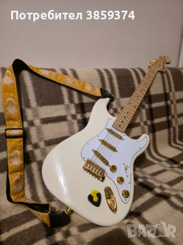 Електрическа китара Custom Squier Affinity Stratocaster, снимка 13 - Китари - 52202893