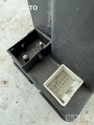 Вакуум помпа централно заключване за Audi, 4A0 862 257 A, 4A0862257, снимка 2 - Части - 51398350