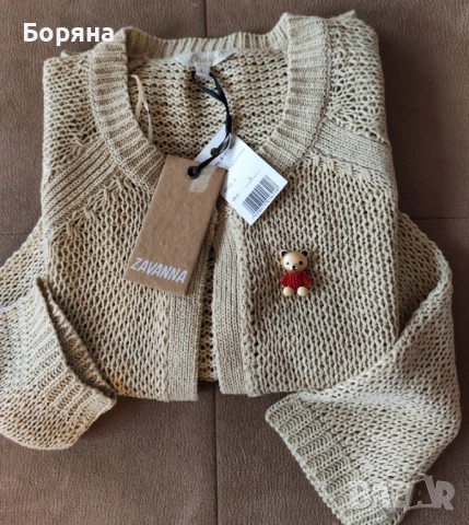 Zavanna нова къса жилетка плетиво с брошка тип Max Mara, снимка 2 - Жилетки - 53724956