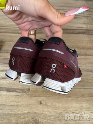 Оригинални мъжки маратонки On Cloud Ox White ! 42,5 н, снимка 9 - Маратонки - 51869197