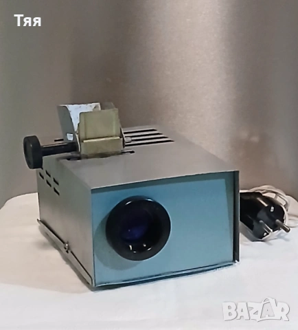 Прожекционен апарат с пет филмчета приказки , снимка 3 - Други ценни предмети - 53144185