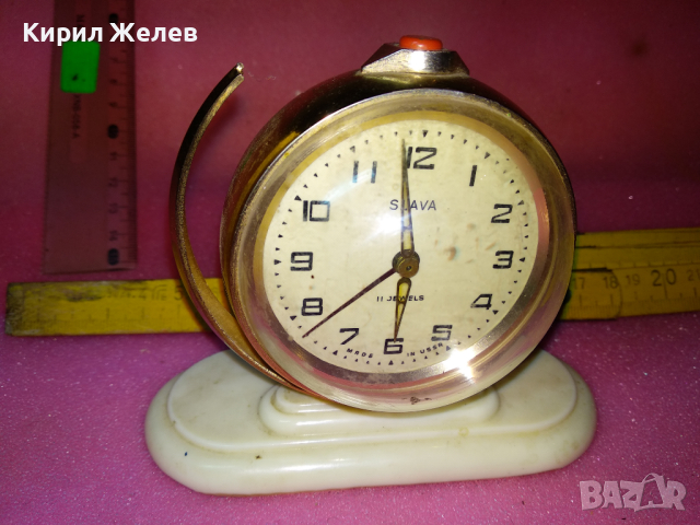 SLAVA MADE in USSR СЛАВА ГЛОБУС Стар РЯДЪК КОЛЕКЦИОНЕРСКИ РУСКИ БУДИЛНИК МЕХ. ЧАСОВНИК СССР 40894