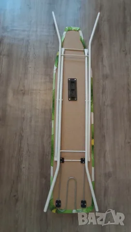 Продавам дъска за гладене 120 x 40 см, снимка 2 - Ютии - 56332872
