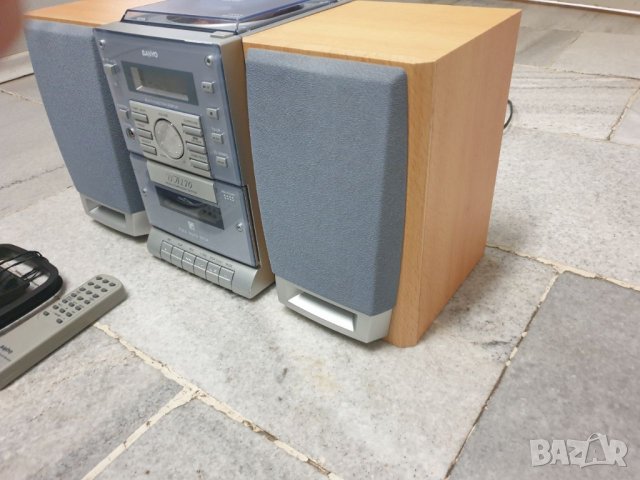 Аудиосистема Sanyo DA170 с две колони и дистанционно. Всичко и работи. В много добро състояние е. Им, снимка 8 - Аудиосистеми - 39058642