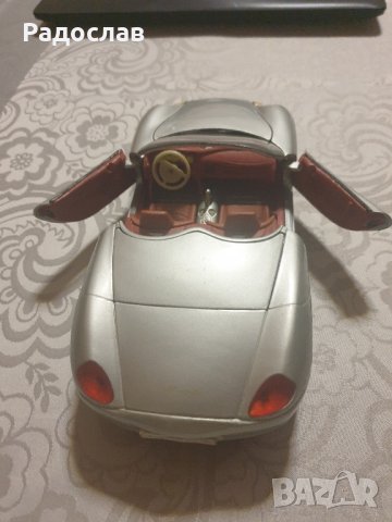 Порше Бокстер  1:18 Маисто, снимка 2 - Колекции - 41629323