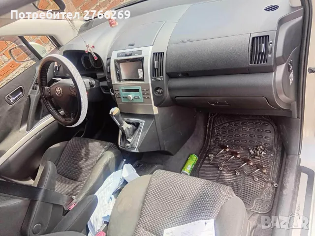 Toyota Corolla Verso, снимка 4 - Автомобили и джипове - 55961311