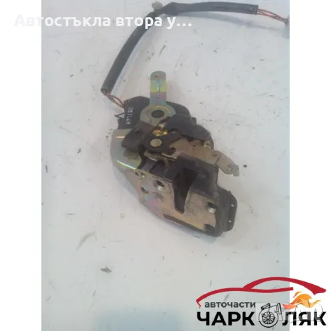 Брава врата задна дясна Мазда 626, снимка 2 - Части - 48234704