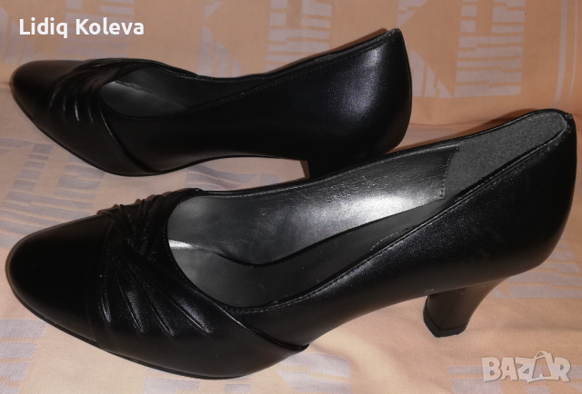 Дамски черни обувки, снимка 4 - Дамски обувки на ток - 36333965