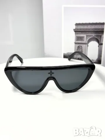 очила с калъф prada louis vuitton, снимка 16 - Слънчеви и диоптрични очила - 50417148