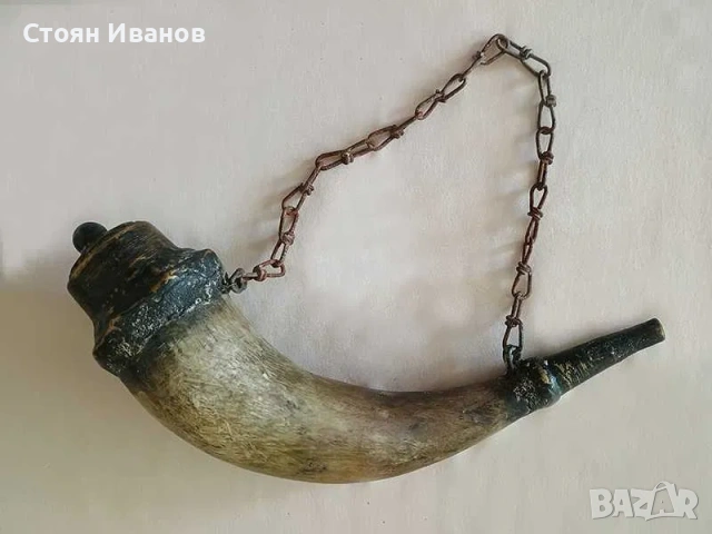 Старинна хайдушка рогова барутница за кремъчна пушка, пищов, снимка 4 - Антикварни и старинни предмети - 50791985