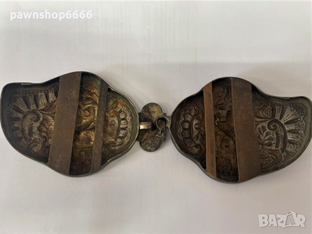 Възрожденски пафти 19 век Двустранно изчукани с лята съединителна плочка сребърна сплав, снимка 5 - Други ценни предмети - 41577350