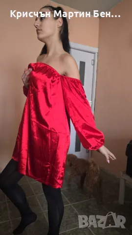 Сатенена Рокля с падащо буфен ръкав, снимка 2 - Рокли - 48066931