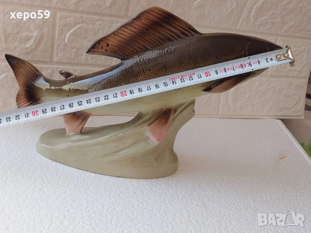 Прекрасна огромна порцеланова фигура (риба)на фирма Роял Дукс(Royal Dux), снимка 7 - Антикварни и старинни предмети - 52637901