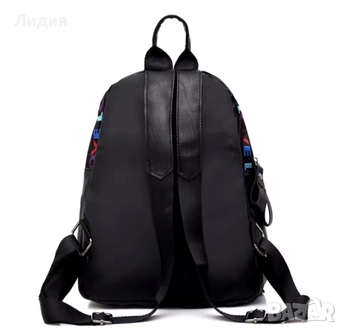 Модерна черна раница с надпис "LOVE" и ключодържател мече , снимка 3 - Раници - 52155721