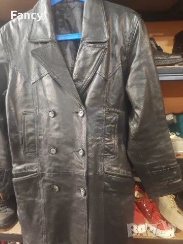 Дамско кожено манто, снимка 9 - Палта, манта - 48884345