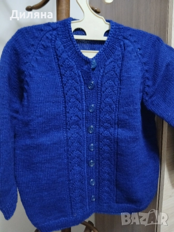 Дамски вълнени жилетки