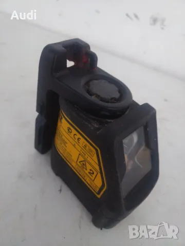Линеен самонивелиращ  лазерен нивелир DEWALT DW078 4.5V Germany  
