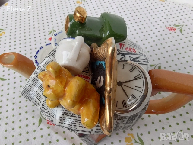 Малък ръчно изработен чайник Moving Day на Cardew Design, снимка 10 - Декорация за дома - 53571708