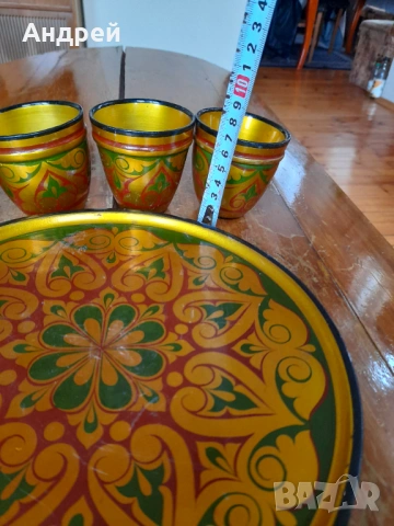 Стар дървен поднос с чаши,хохлома, снимка 4 - Други ценни предмети - 53144757