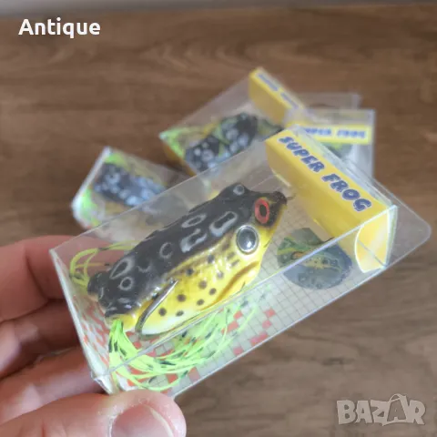 Силиконова жаба с кука двойка HUIZHU 15 грама, снимка 7 - Стръв и захранки - 49316757