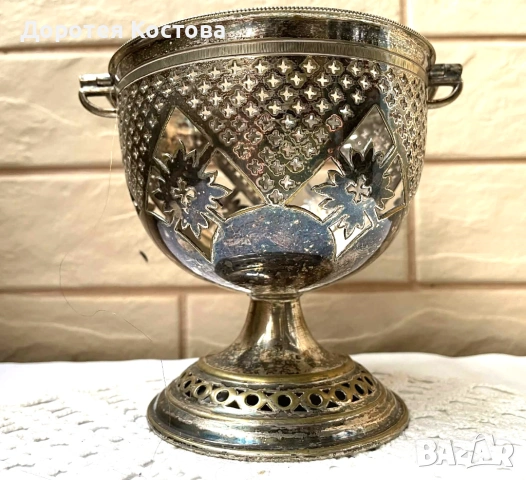 Красива посребрена бонбониера от Англия, снимка 3 - Антикварни и старинни предмети - 53332257