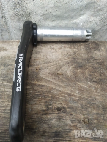 Race Face Карбонов курбел ляво рамо, снимка 2 - Части за велосипеди - 53426881