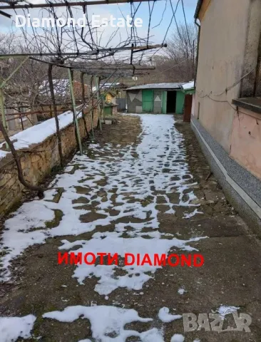 Къща в село Рупките община Чирпан, снимка 12 - Къщи - 50106386