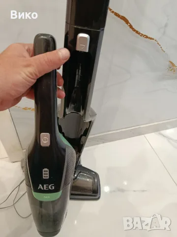 AEG, акумулаторна прахосмукачка, снимка 5 - Прахосмукачки - 56161295