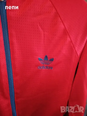 Оригинална горница на  ADIDAS с две лица-M , снимка 2 - Спортни екипи - 48054154