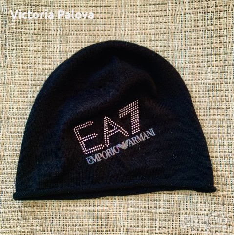 Шапка EMPORIO ARMANI EA7, снимка 2 - Шапки - 42008419