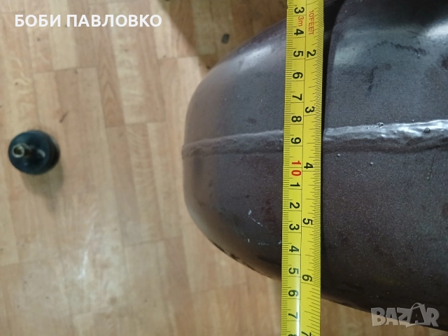 Кръгла газова бутилка за мястото на резервната гума с клапан и нивомер, снимка 16 - Аксесоари и консумативи - 51984955