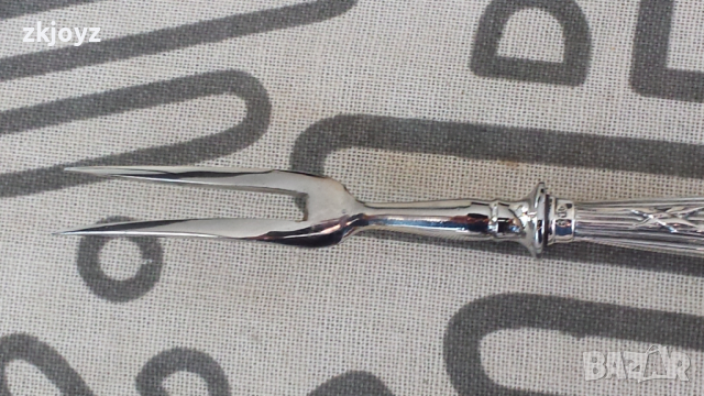 20-те г. Сребърна виличка за десерт с монограм 11.72 гр/ 800 маркирана, снимка 5 - Прибори за хранене, готвене и сервиране - 36198277