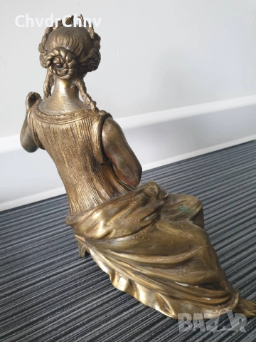 24см-3кг музикантка на пейка статуетка/стара френска бронзова фигура-надстройка за каминен часовник, снимка 4 - Антикварни и старинни предмети - 51358453