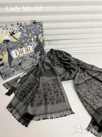 Нов шла Dior луксозен с кутия, снимка 1 - Шалове - 30482104