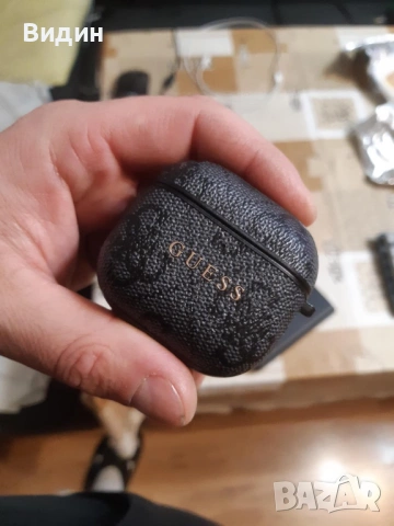 AirPods 4+ Guess кейс, снимка 8 - Bluetooth слушалки - 52971809